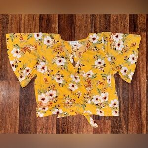 Love & Joy floral crop top size M